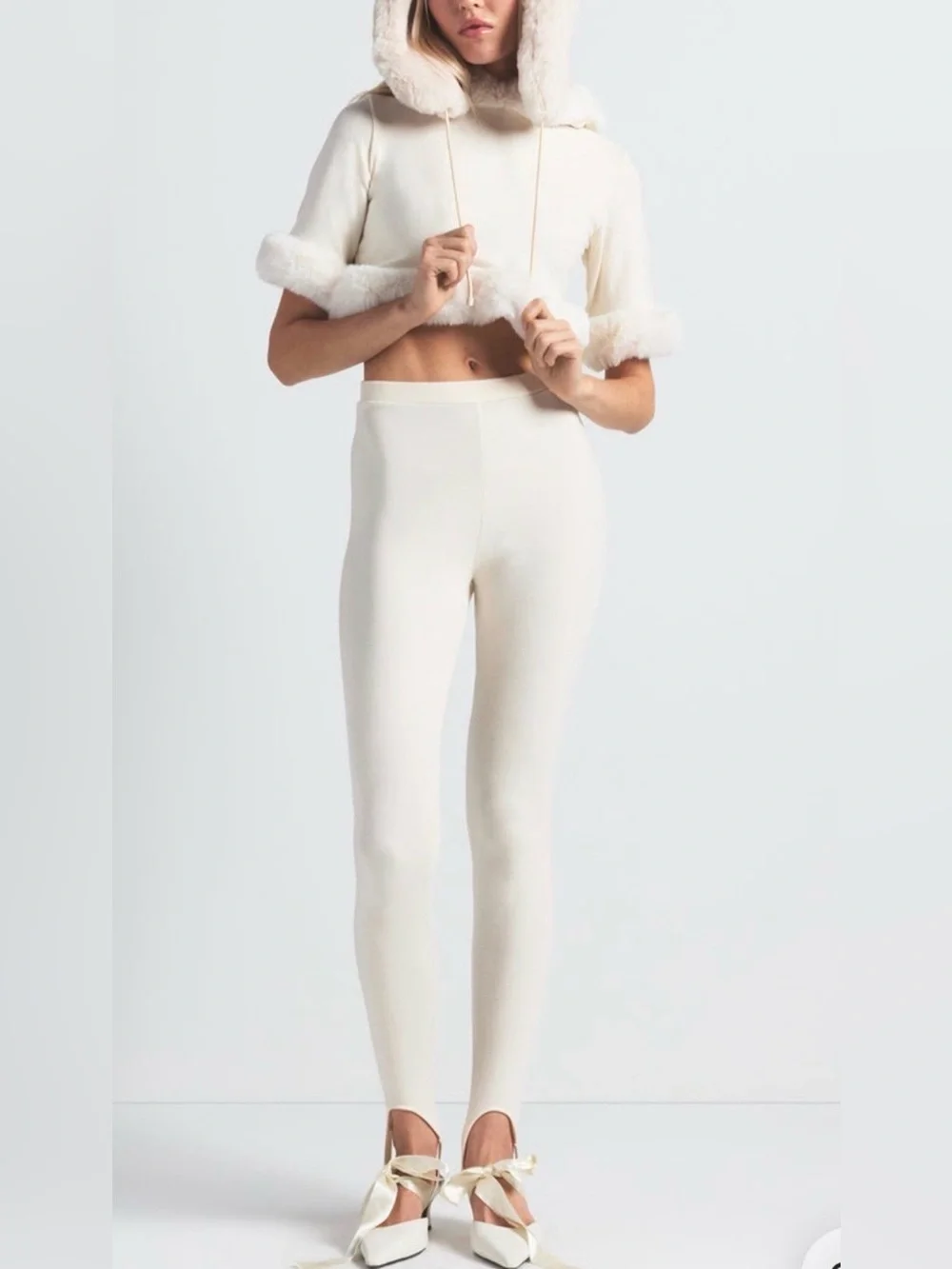 HTF SKIMS CLOUD STIRRUP LEGGINGS PANTS ECRU XS - Picture 3 of 5